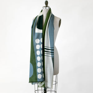 Banjo Olive scarf on a mannequin